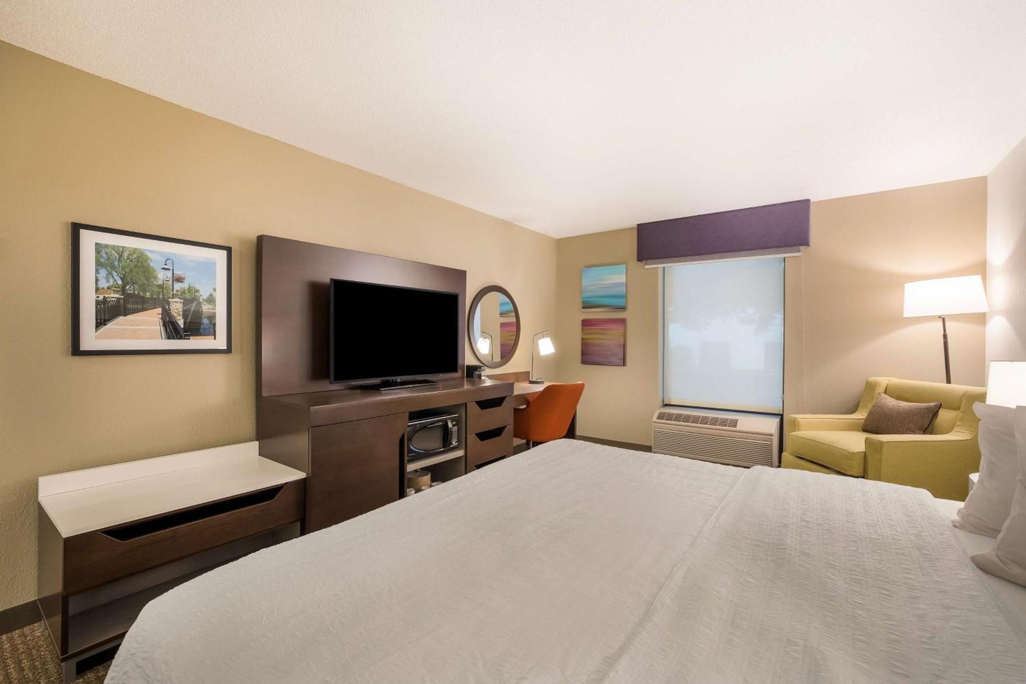 Hampton Inn Mchenry Eksteriør billede