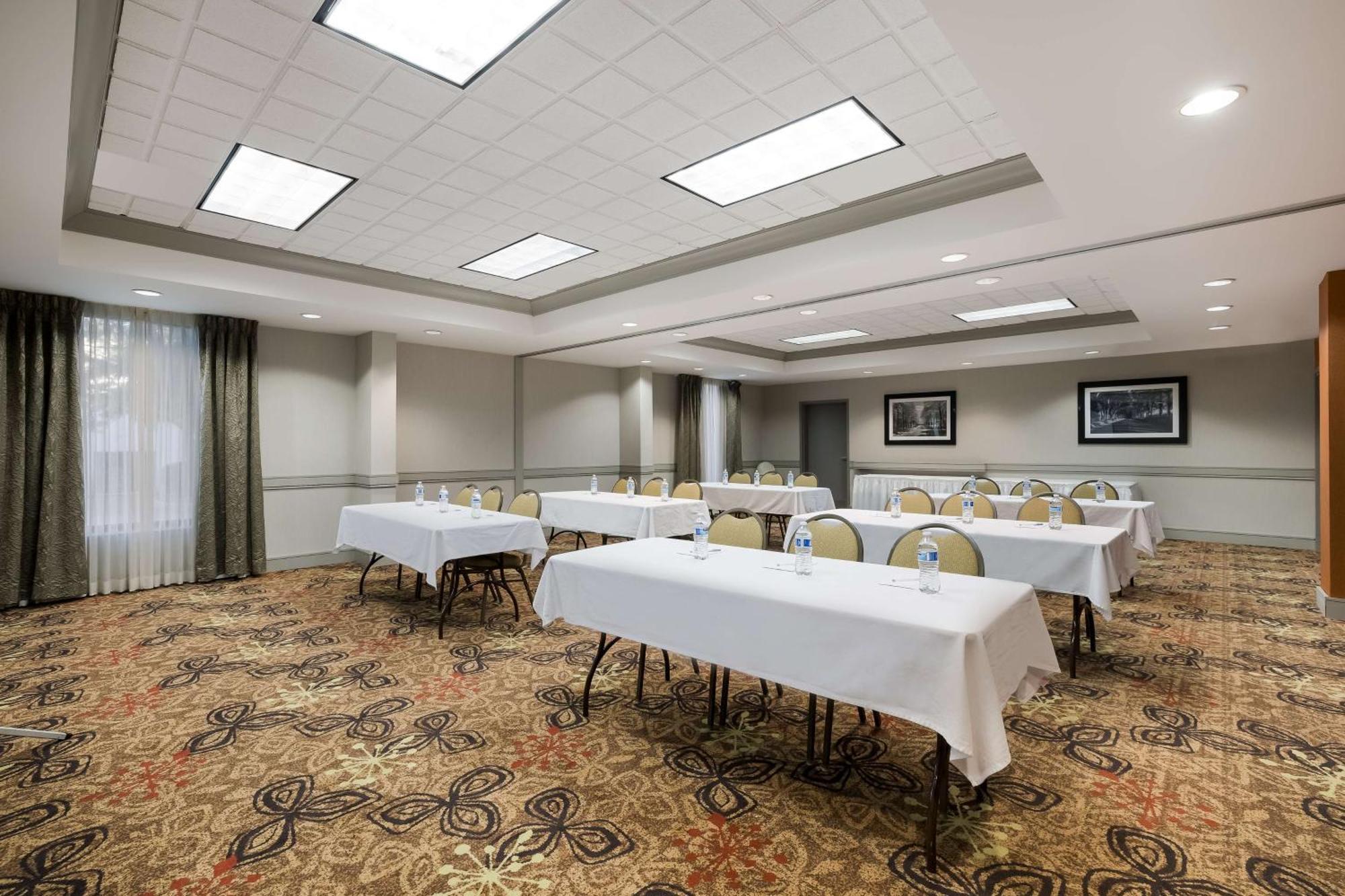 Hampton Inn Mchenry Eksteriør billede